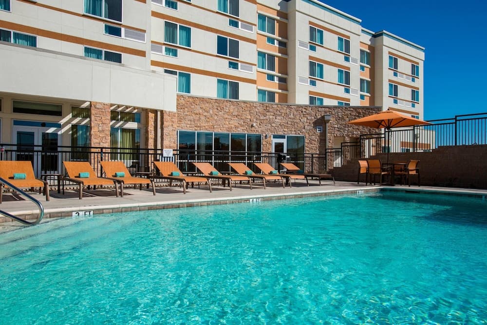 Courtyard by Marriott Dallas Midlothian-Midlothian Conf Ctr gallery photo in Midlothian, TX — image 9