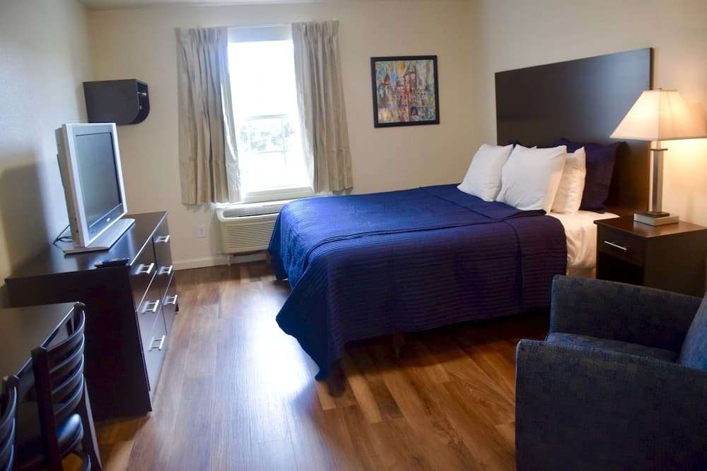 Stay Plus Extended Stay Suites interior in Auburn, AL — gallery photo 2
