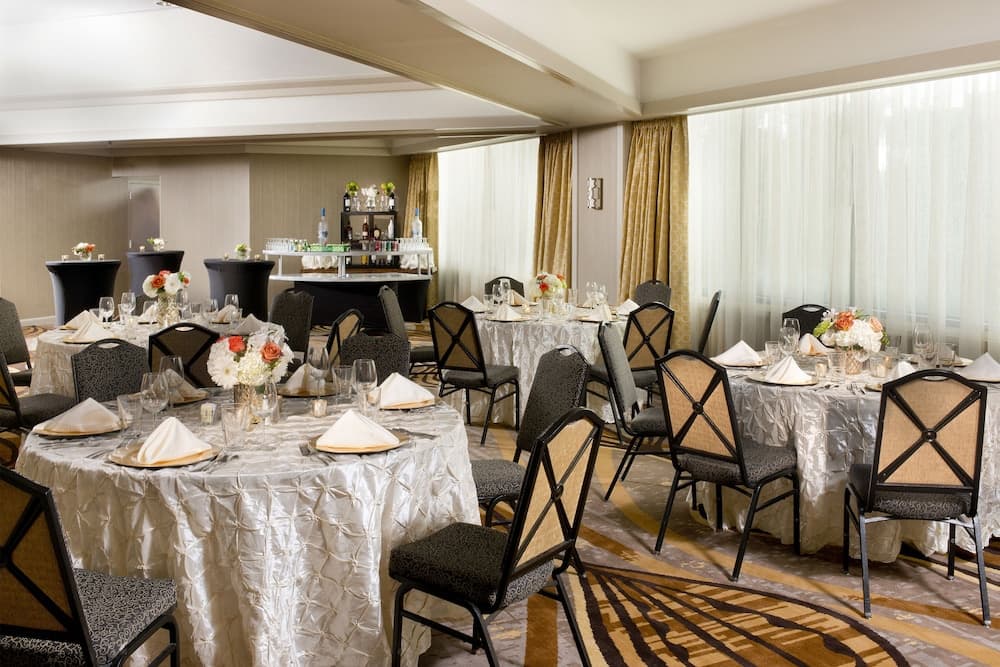 DoubleTree by Hilton Hotel Lafayette property views in Lafayette, LA — gallery photo 3