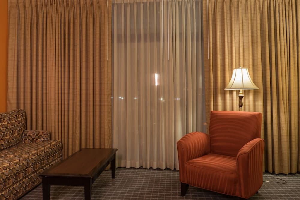 Oakland Airport Executive Hotel gallery photo in Oakland, CA — image 20