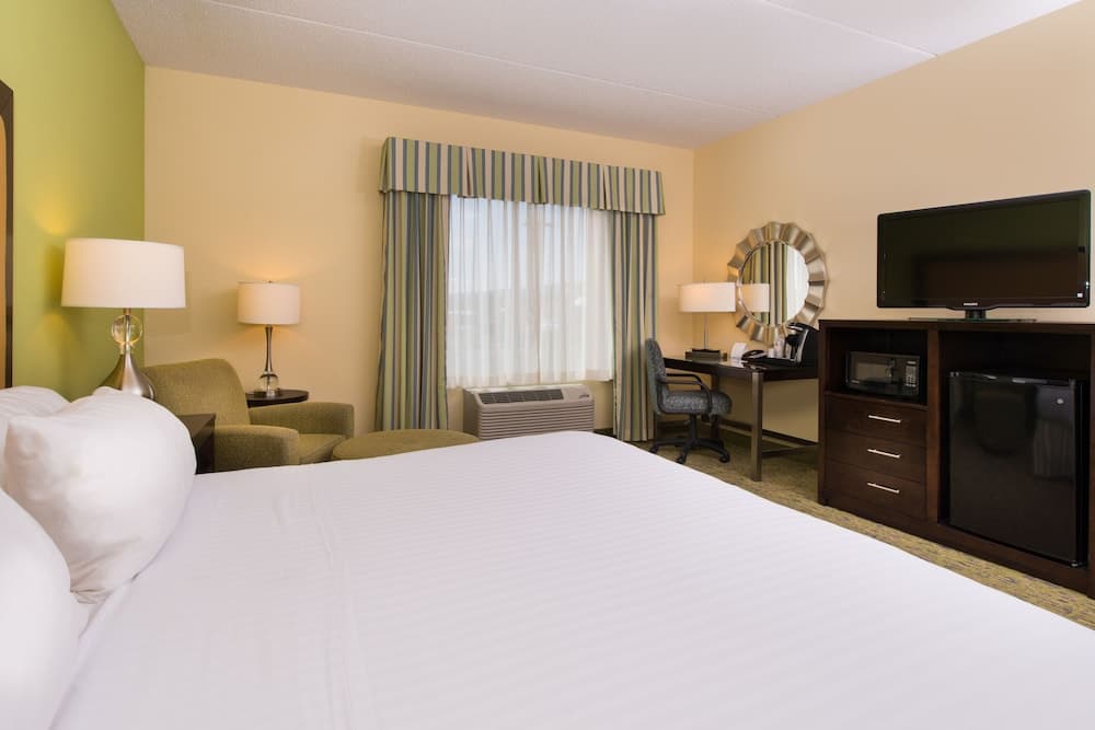 Holiday Inn Express Hotel and Suites Scranton by IHG gallery photo in Scranton, PA — image 60
