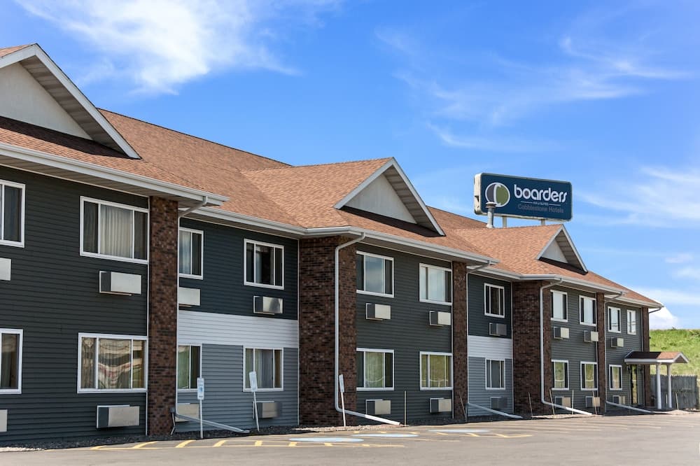 Quality Inn Superior - Duluth featured exterior or lobby in Superior, WI — similar hotel