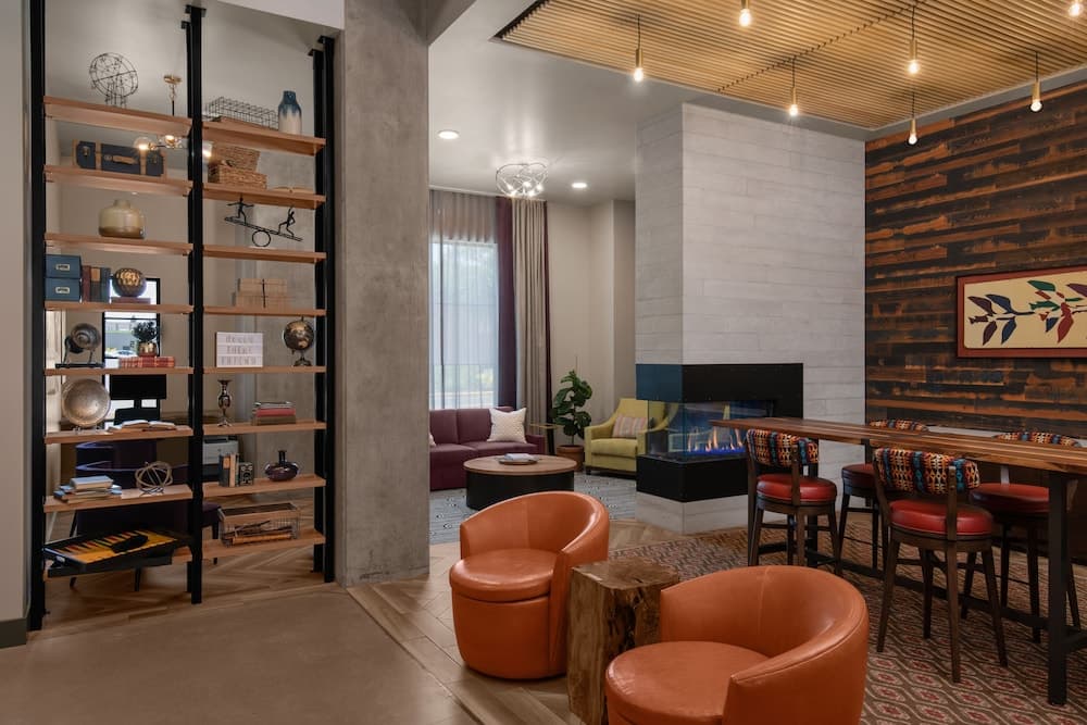 The Gordon Hotel property views in Eugene, OR — gallery photo 3