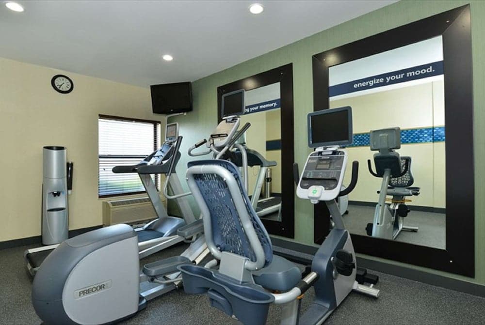 Hampton Inn Sturgis-Lagrange Area gallery photo in Sturgis, MI — image 6
