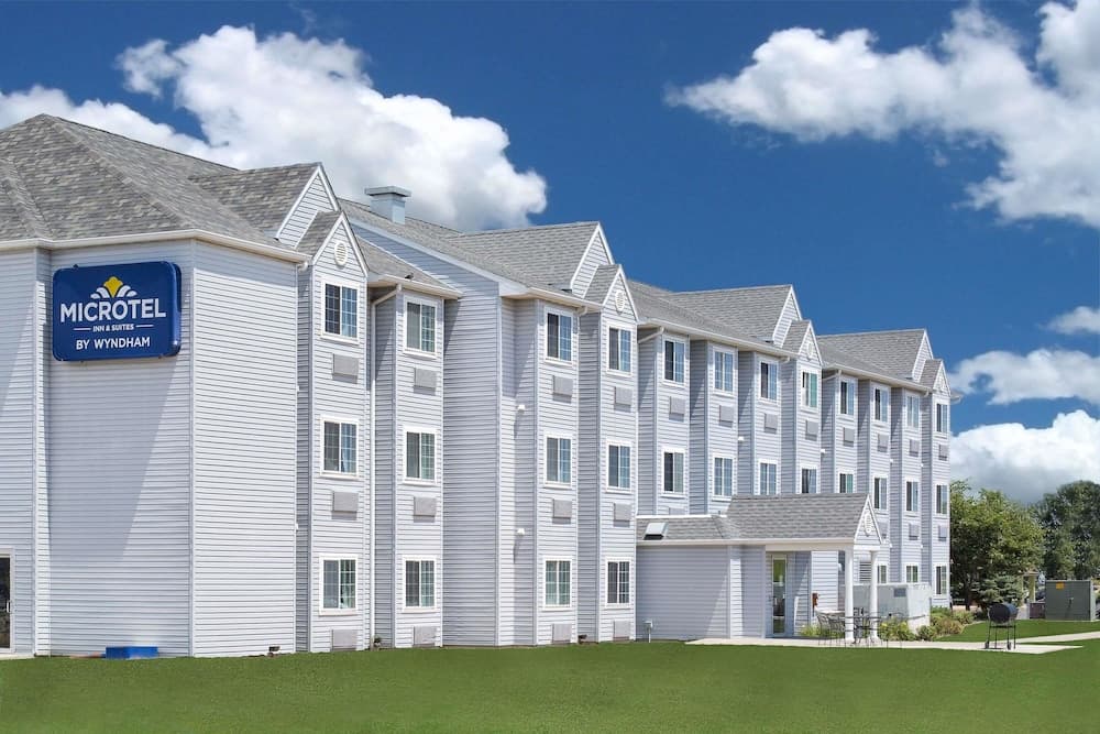 Microtel Inn & Suites by Wyndham Ames featured exterior or lobby in Ames, IA — similar hotel