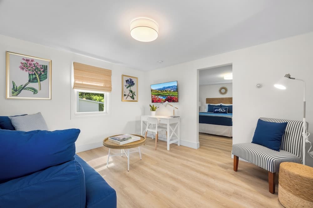 Marina Bay Cottages gallery photo in Waterford — image 77