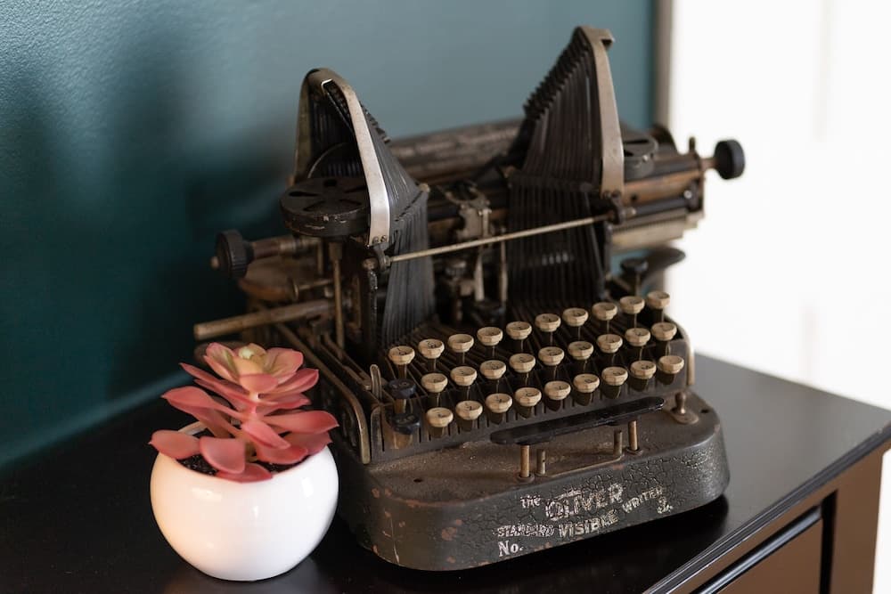 Sunset Hill House interior in Sugar Hill — gallery photo 2
