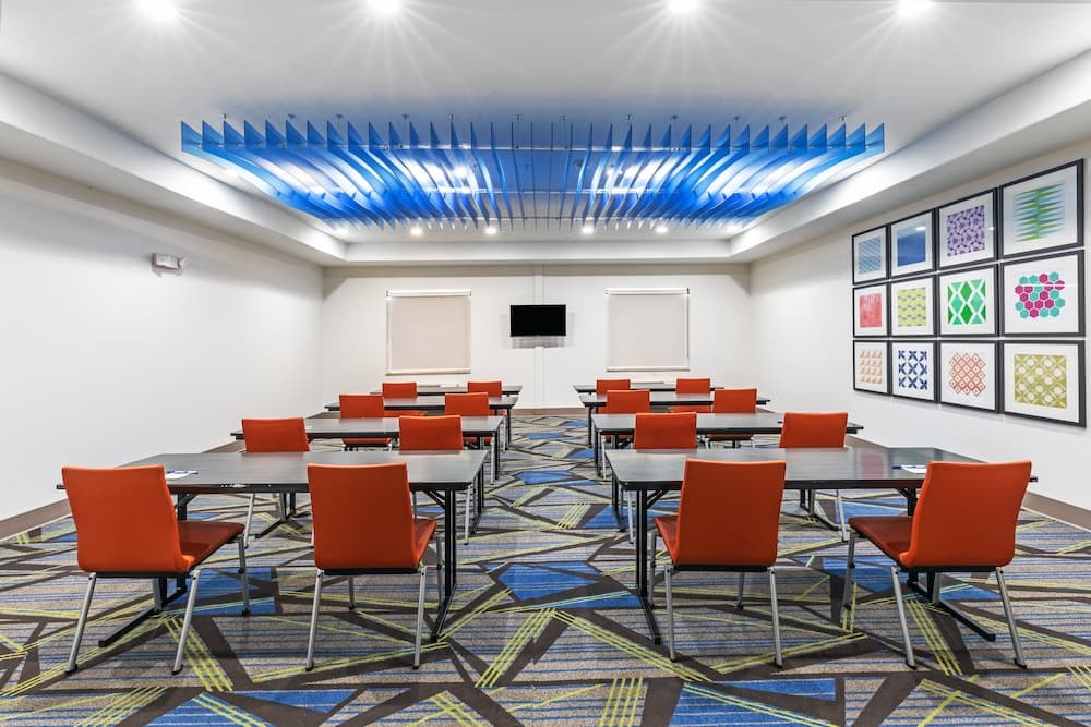 Holiday Inn Express Hotel & Suites VIDOR SOUTH by IHG gallery photo in Vidor, TX — image 36