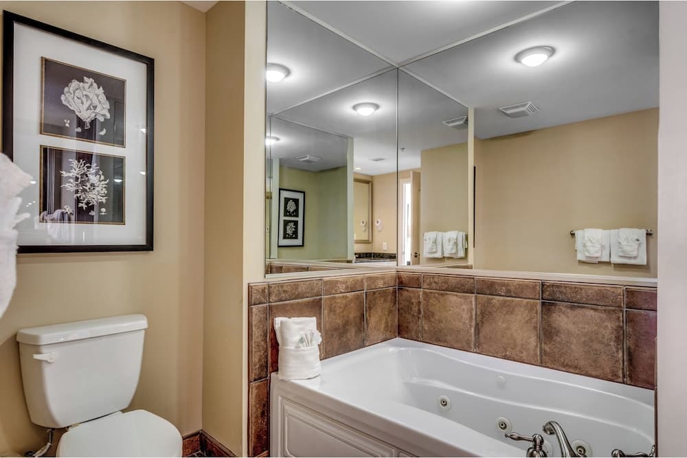 North Beach Resort & Villas gallery photo in North Myrtle Beach, SC — image 398