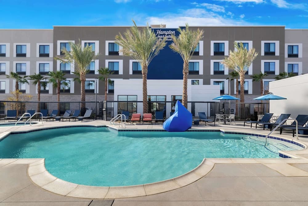 Hampton Inn & Suites Corona, Ca gallery photo in Corona, CA — image 51