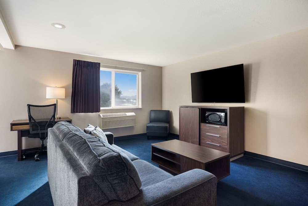 Americas Best Value Inn Sparks gallery photo in Sparks, NV — image 37