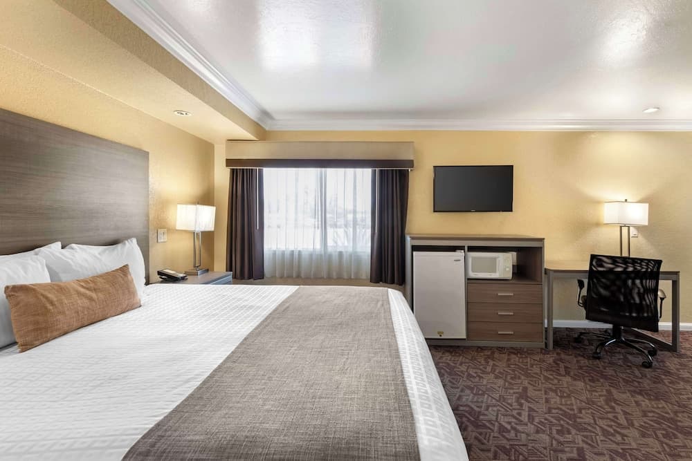 Best Western Hanford Inn gallery photo in Hanford, CA — image 5