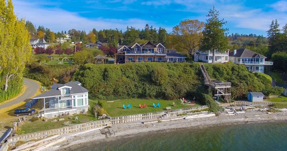 Camano Island Inn exterior or lobby in Camano Island, WA — main listing photo