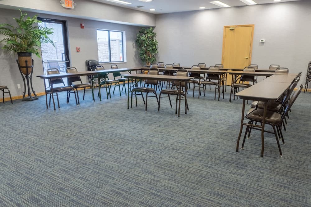 Holiday Inn Express Winfield by IHG gallery photo in Hurricane, WV — image 10