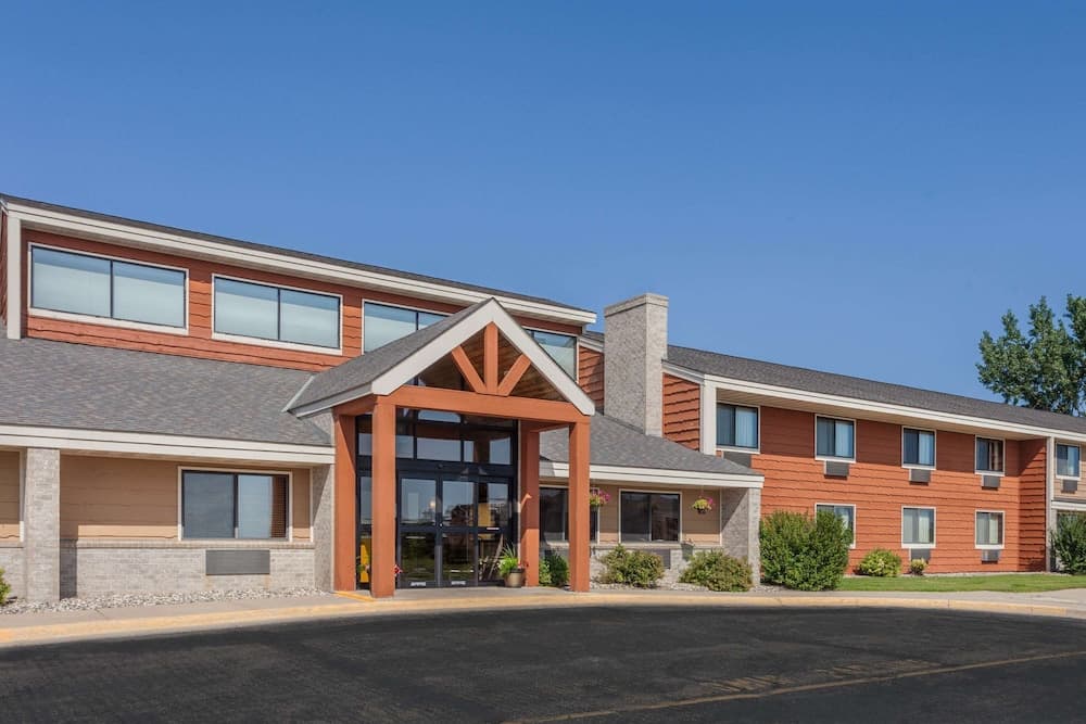 AmericInn by Wyndham Hutchinson — hotel in Hutchinson, Minnesota