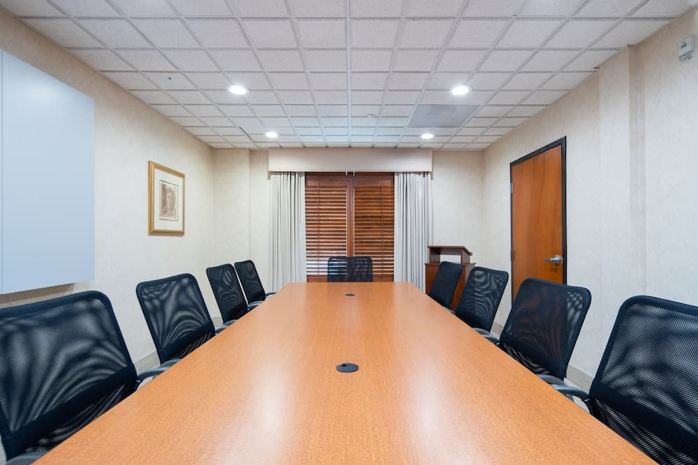 Best Western Inn & Suites San Mateo - San Francisco Airport gallery photo in San Mateo, CA — image 14