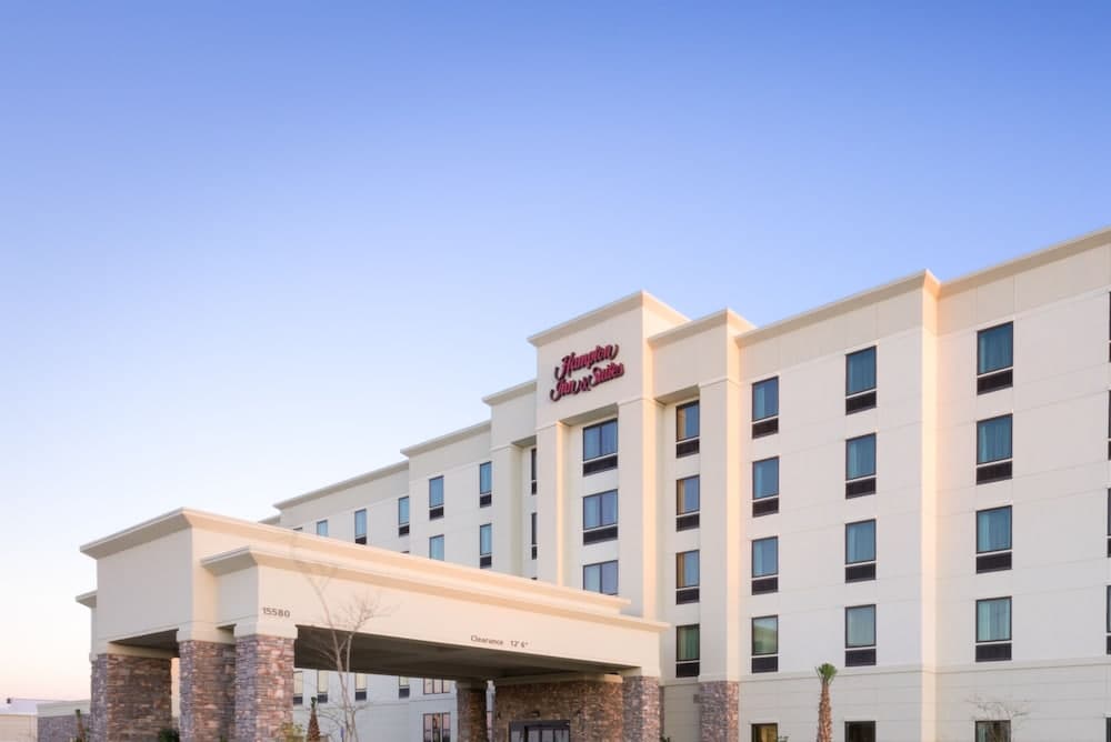Hampton Inn & Suites Gulfport I-10 gallery photo in Gulfport, MS — image 68
