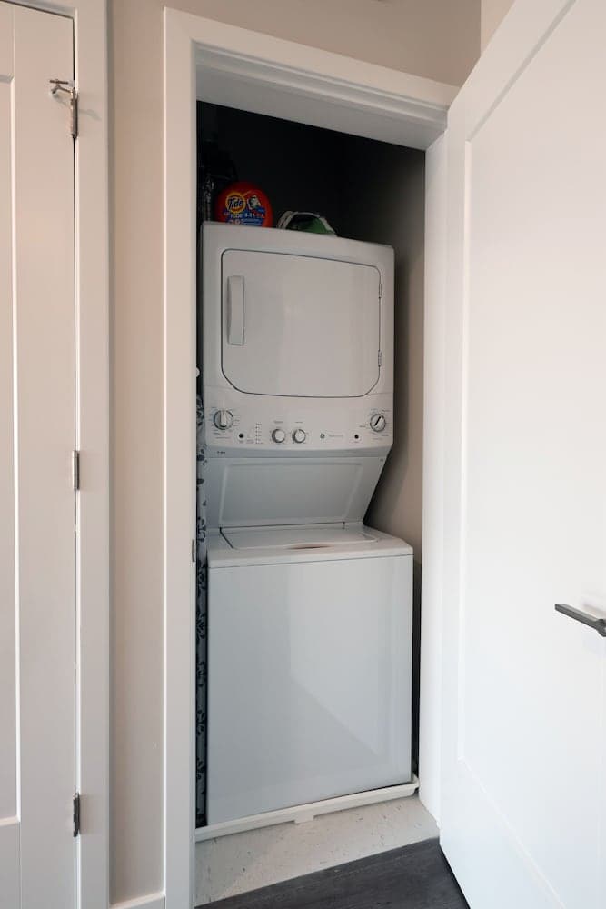 Luxury Furnished Apartments by Hyatus Downtown at Yale gallery photo in New Haven, CT — image 17