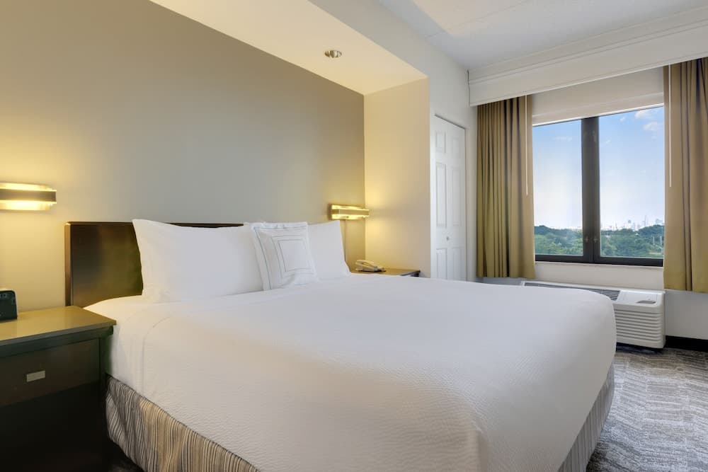 SpringHill Suites by Marriott Newark Liberty International gallery photo in Newark, NJ — image 20