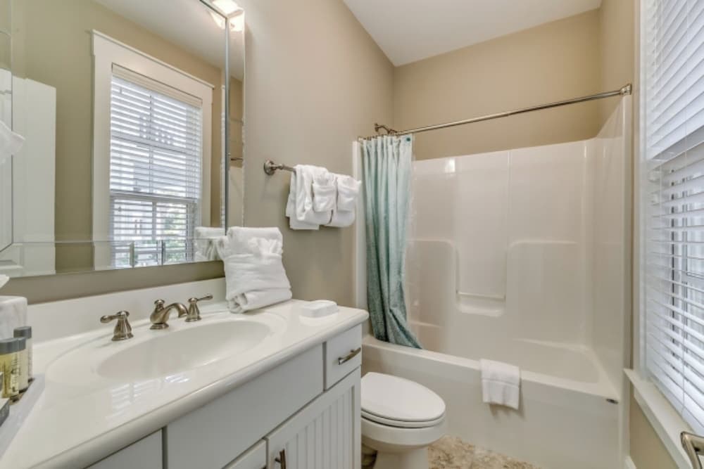 North Beach Resort & Villas gallery photo in North Myrtle Beach, SC — image 722