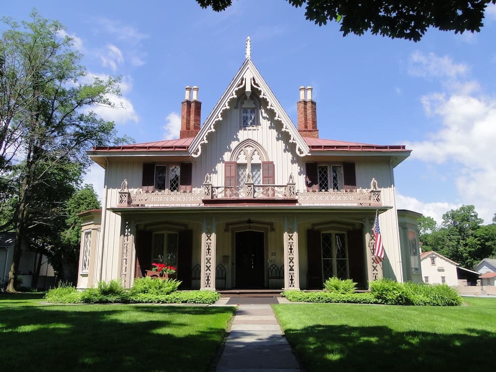Delamater Inn featured exterior or lobby in Rhinebeck — similar hotel