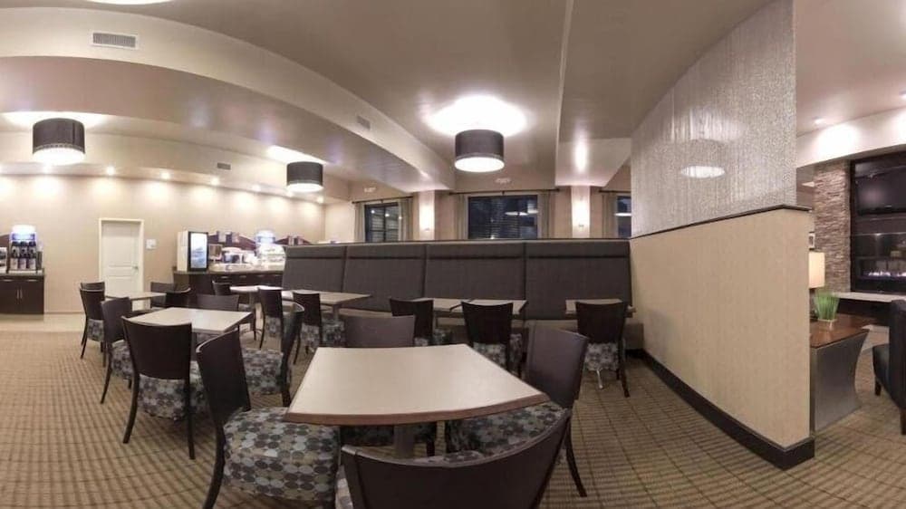 Holiday Inn Express Hotel & Suites PORT ARTHUR by IHG gallery photo in Port Arthur, TX — image 38