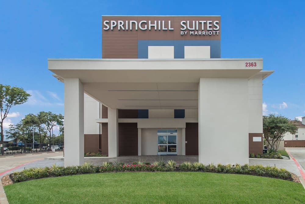 SpringHill Suites by Marriott Dallas NW Hwy/I35E featured exterior or lobby in Dallas, TX — similar hotel