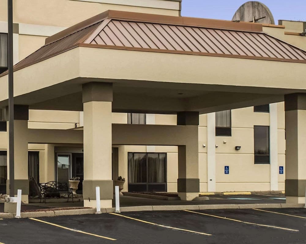 Quality Inn Akron South — hotel in Akron, Ohio