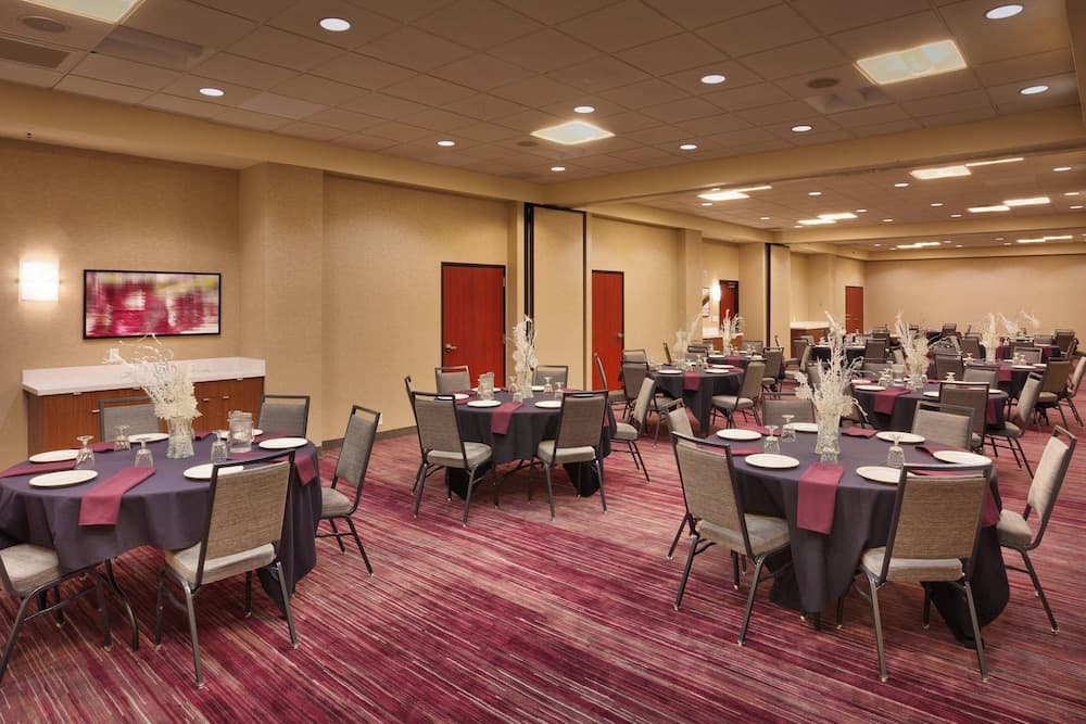 Courtyard by Marriott Sandy gallery photo in Sandy, UT — image 32