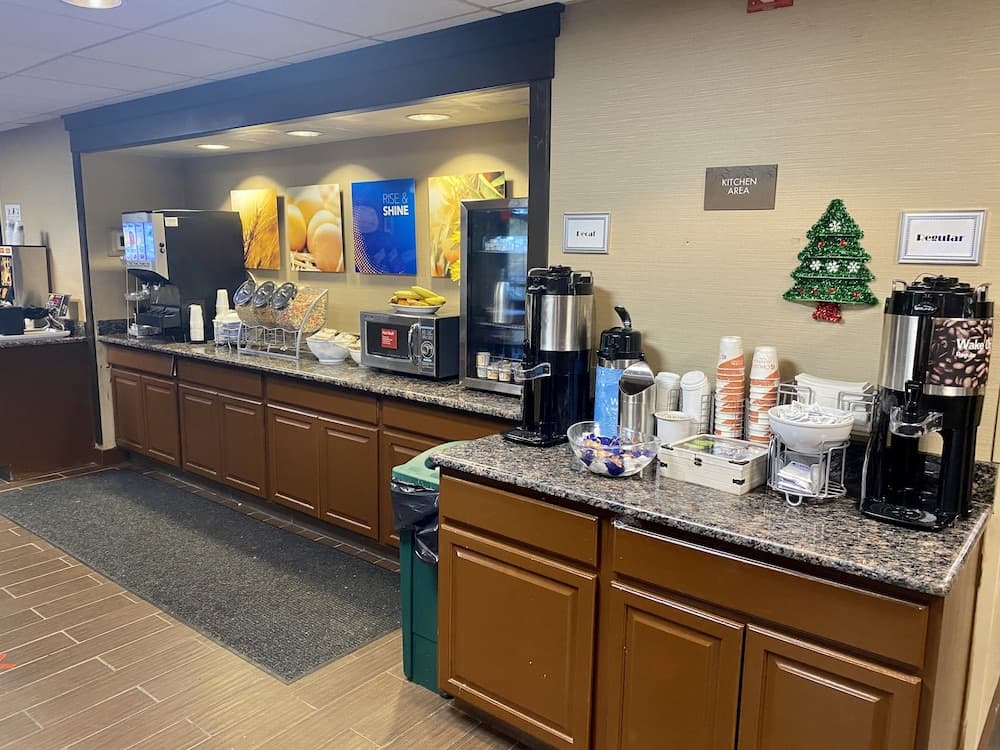 Comfort Suites Near Casinos Norwich-Uncasville CT property views in Norwich, CT — gallery photo 3
