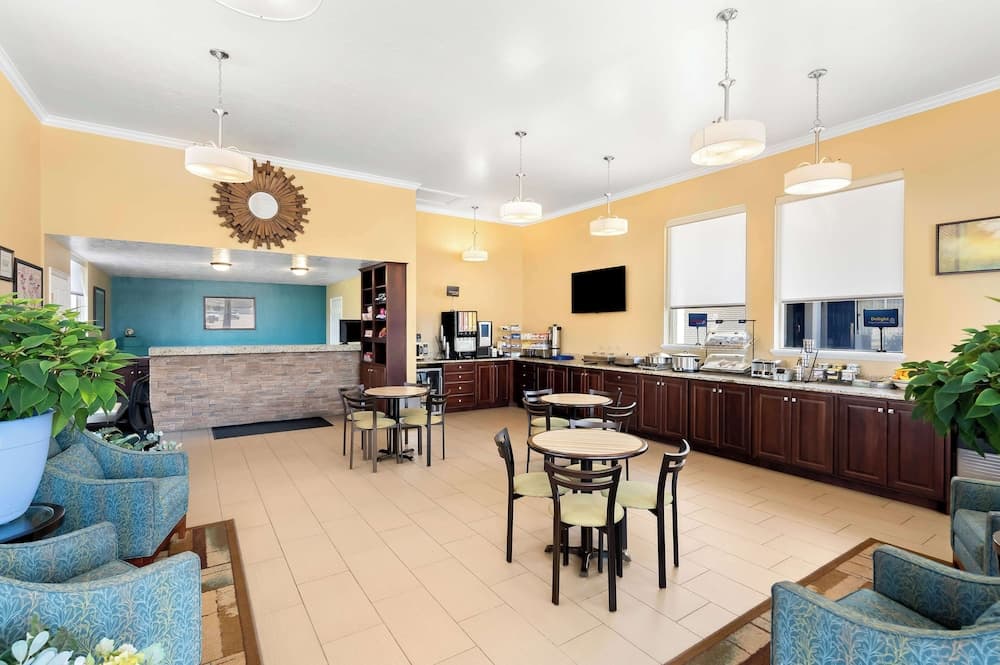 Best Western Paradise Inn Of Nephi interior in Nephi, UT — gallery photo 2