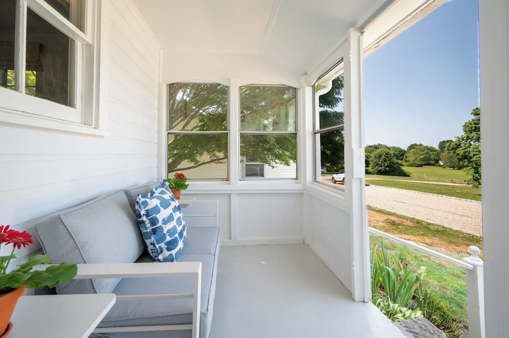 Marina Bay Cottages gallery photo in Waterford — image 58