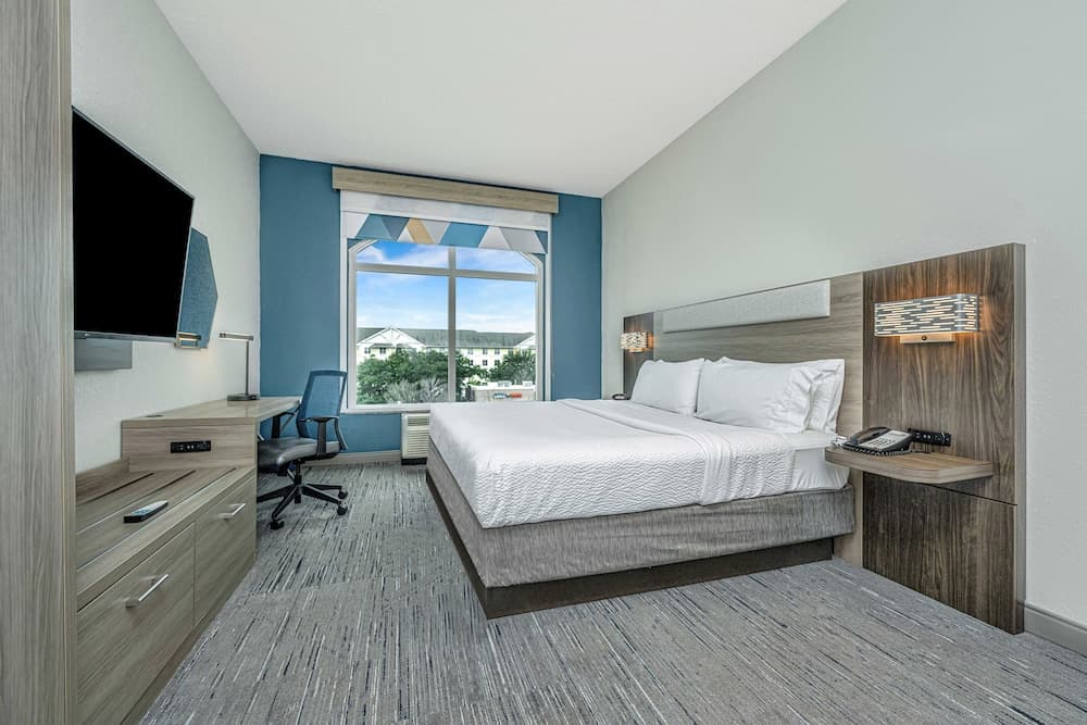 Holiday Inn Express & Suites Charleston Arpt-Conv Ctr Area gallery photo in North Charleston, SC — image 42