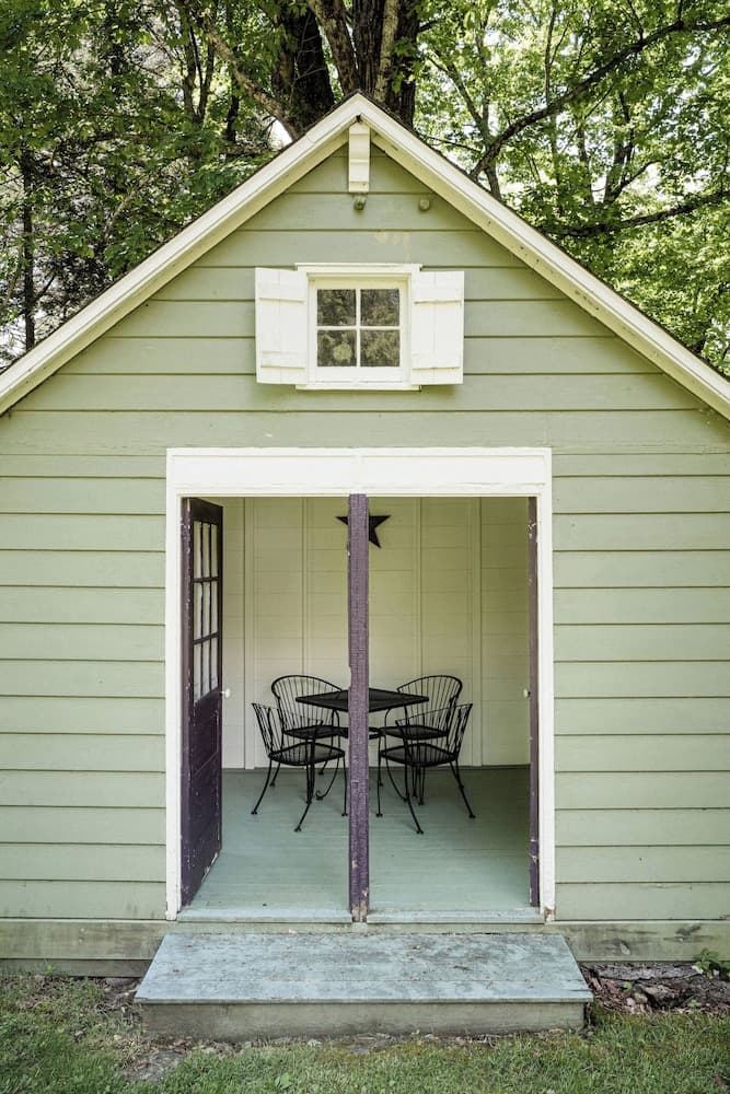 Antrim Streamside gallery photo in Livingston Manor, NY — image 42