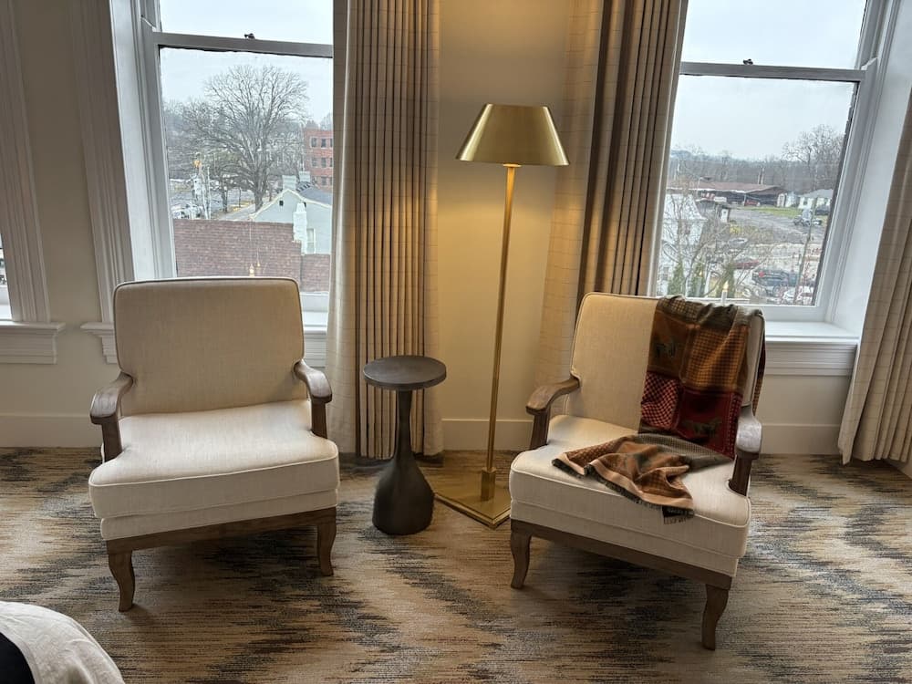 Hotel Thoroughbred property views in Paris, KY — gallery photo 3