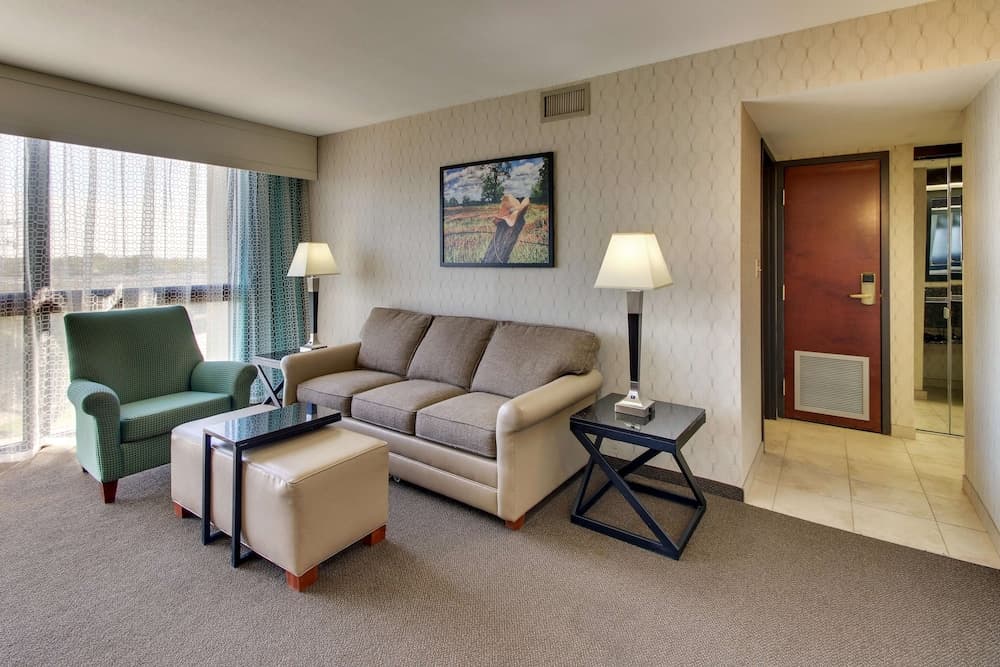 Heritage Inn Suites Houston/Sugar Land, Trademark by Wyndham gallery photo in Sugar Land, TX — image 36