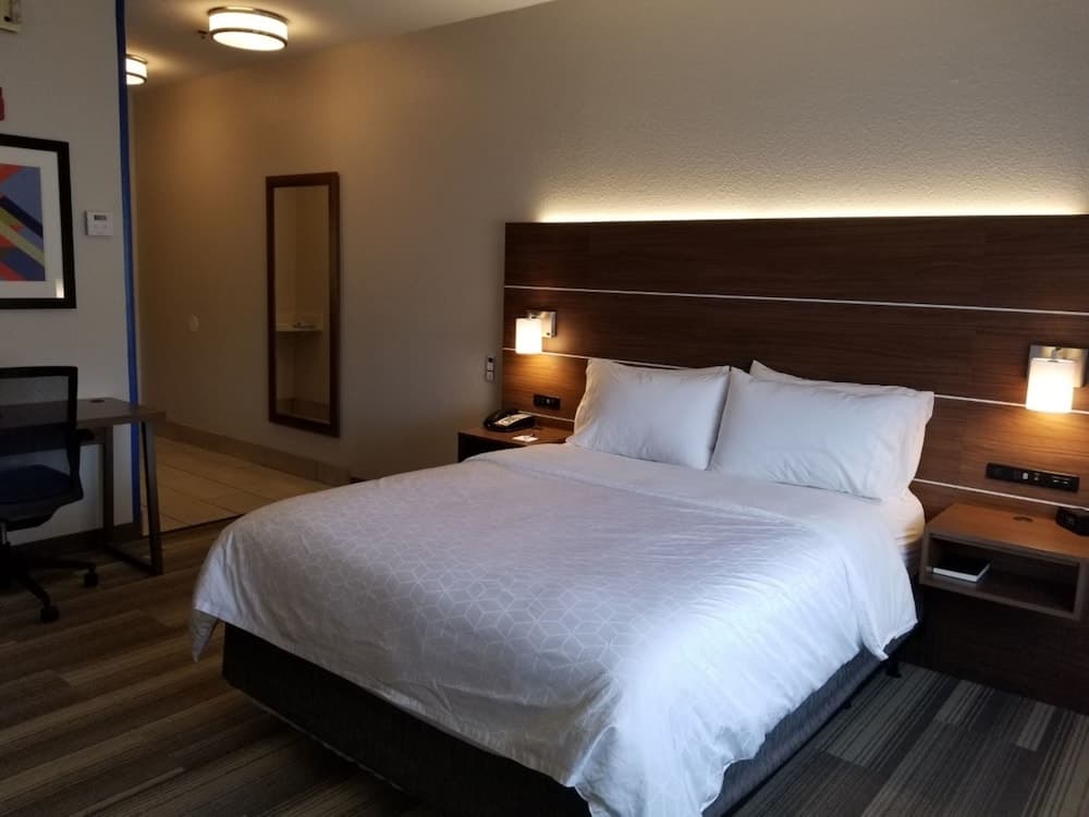 Holiday Inn Express Winfield by IHG gallery photo in Hurricane, WV — image 26