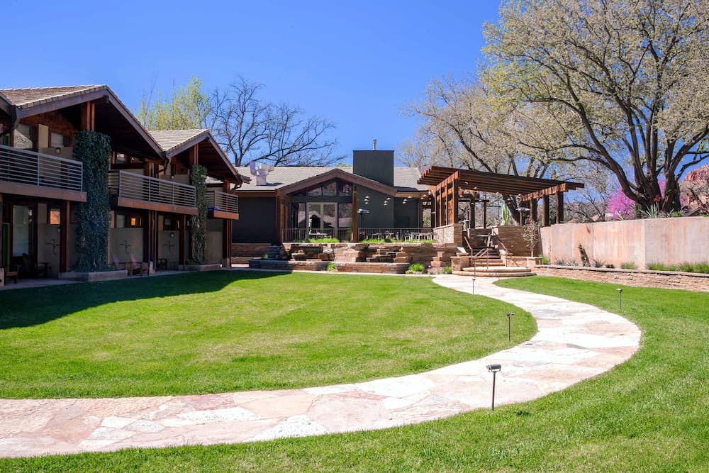 Desert Pearl Inn gallery photo in Springdale, UT — image 45