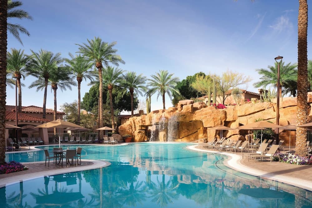 Sheraton Desert Oasis Villas, Scottsdale featured exterior or lobby in Scottsdale, AZ — similar hotel