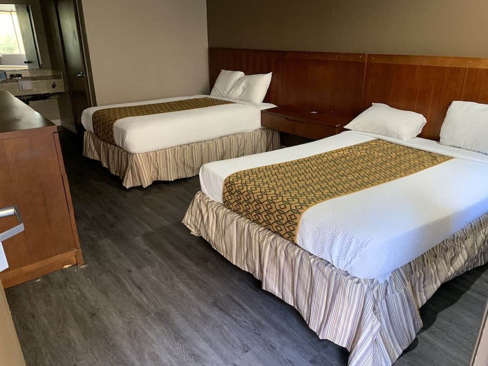 Circle Inn Motel gallery photo in Jurupa Valley, CA — image 5