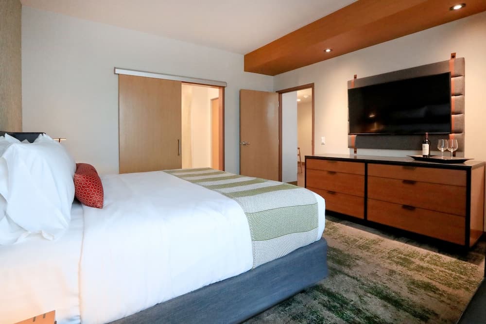 Emerald Queen Hotel and Casino - Tacoma gallery photo in Tacoma, WA — image 39