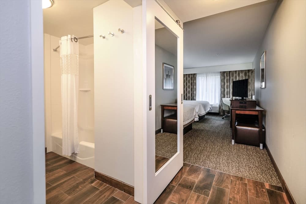 Hampton Inn Brighton gallery photo in Brighton, MI — image 55