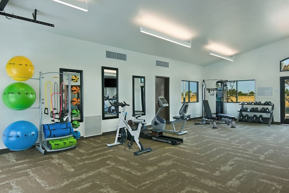 Oxford Suites Sonoma County gallery photo in Rohnert Park, CA — image 10