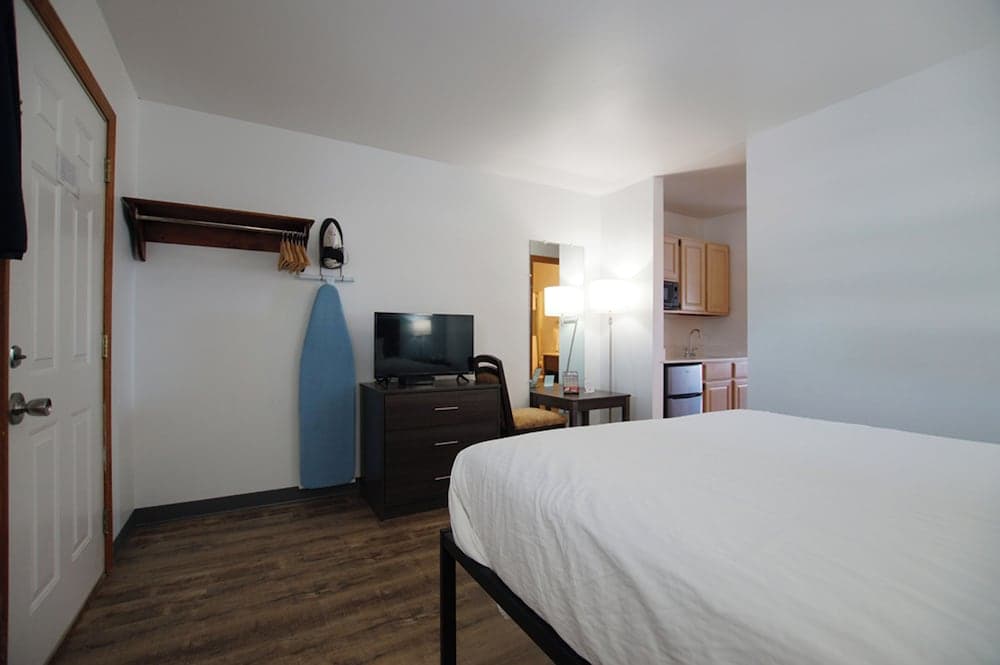 Snyder's Shoreline Inn gallery photo in Ludington, MI — image 59