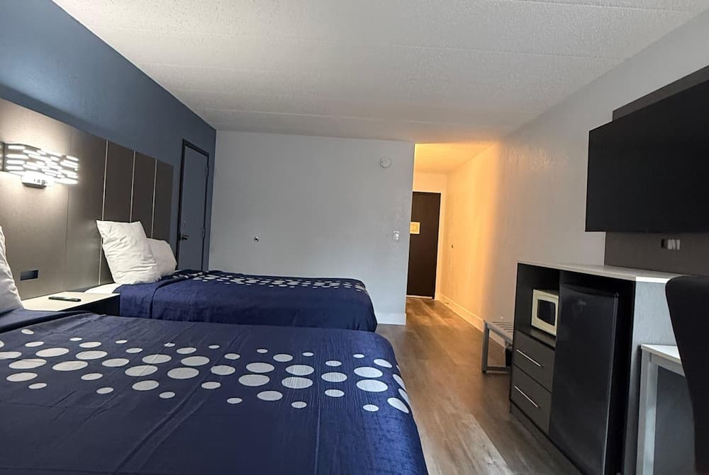 Coratel Inn and Suites La Crosse gallery photo in La Crosse, WI — image 13