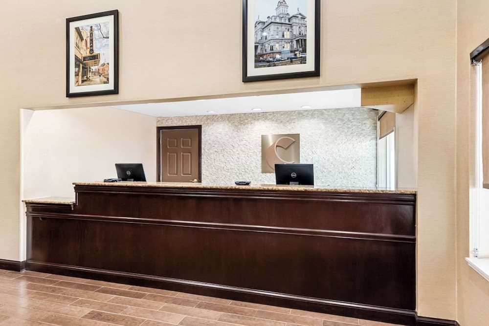 Comfort Inn & Suites Heath - Newark South interior in Heath, OH — gallery photo 2