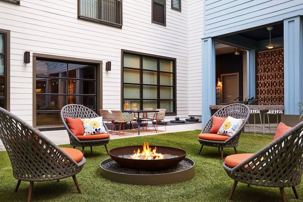 Sentral East Austin at 1630 E. Sixth — hotel in Austin, Texas