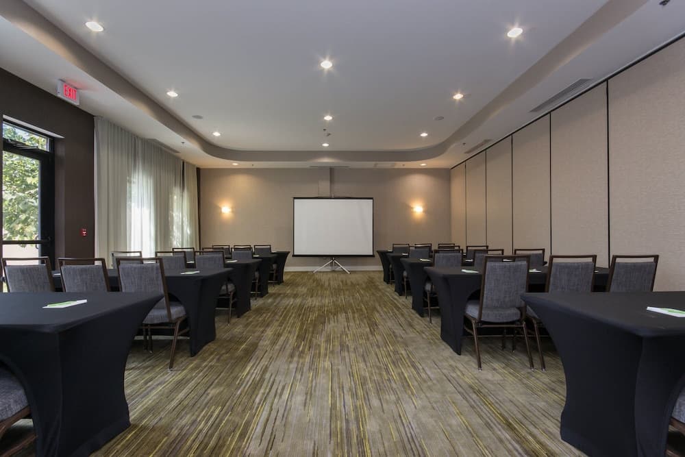 Courtyard Marriott Concord gallery photo in Concord, NC — image 20