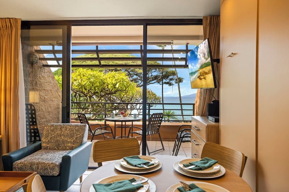 Kuleana Club - 509 featured exterior or lobby in Lahaina, HI — similar hotel