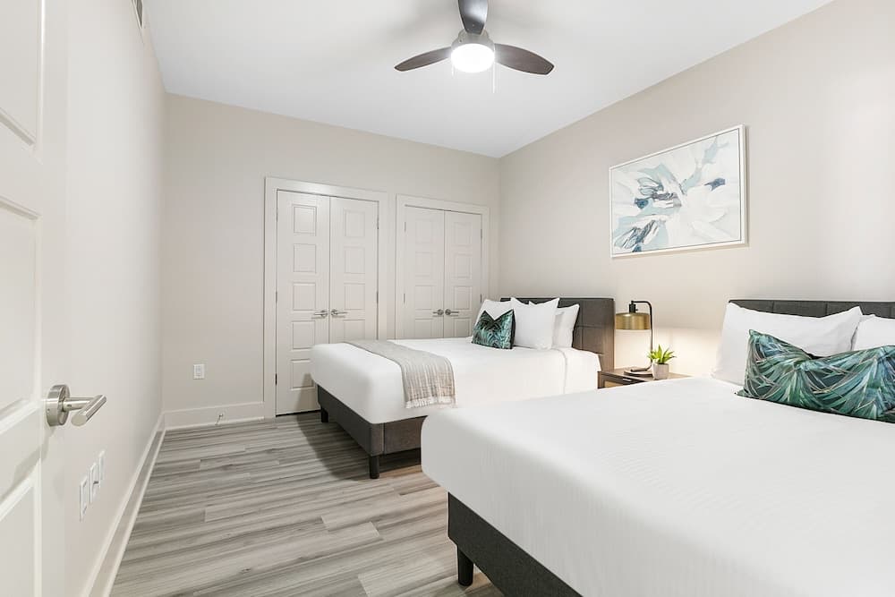 Amazing 4-Bedroom Haven in the Heart of New Orleans property views in New Orleans, LA — gallery photo 3